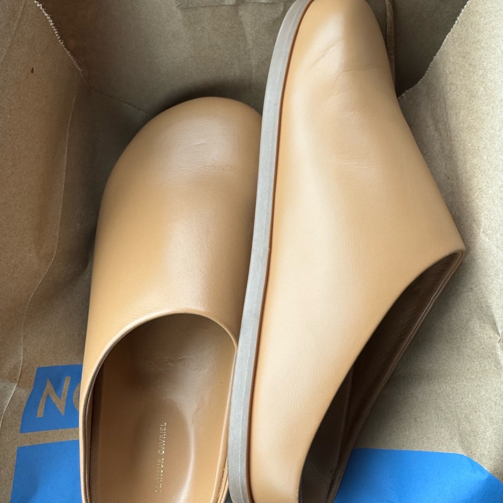Mansur Gavriel Tan Leather Mules - Picture 4 of 4